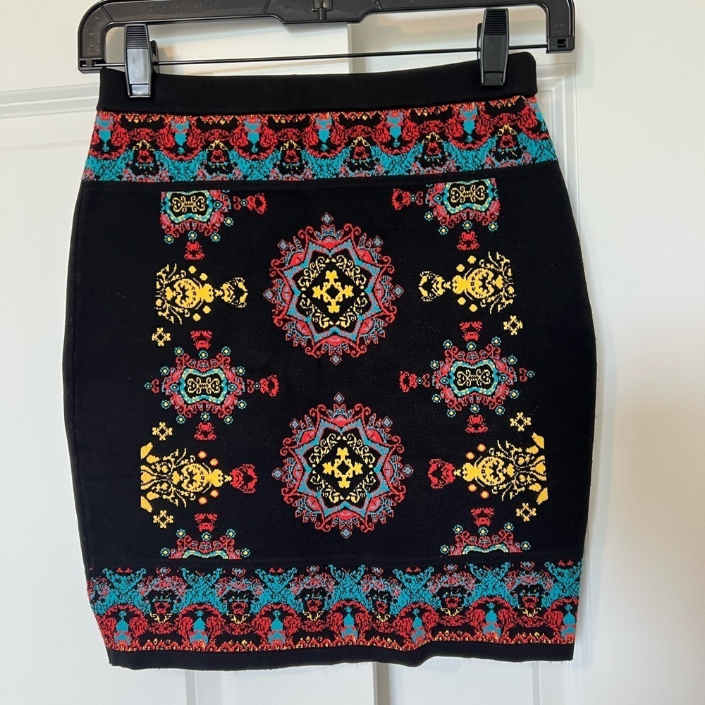 Bebe Black and Blue Mini Skirt